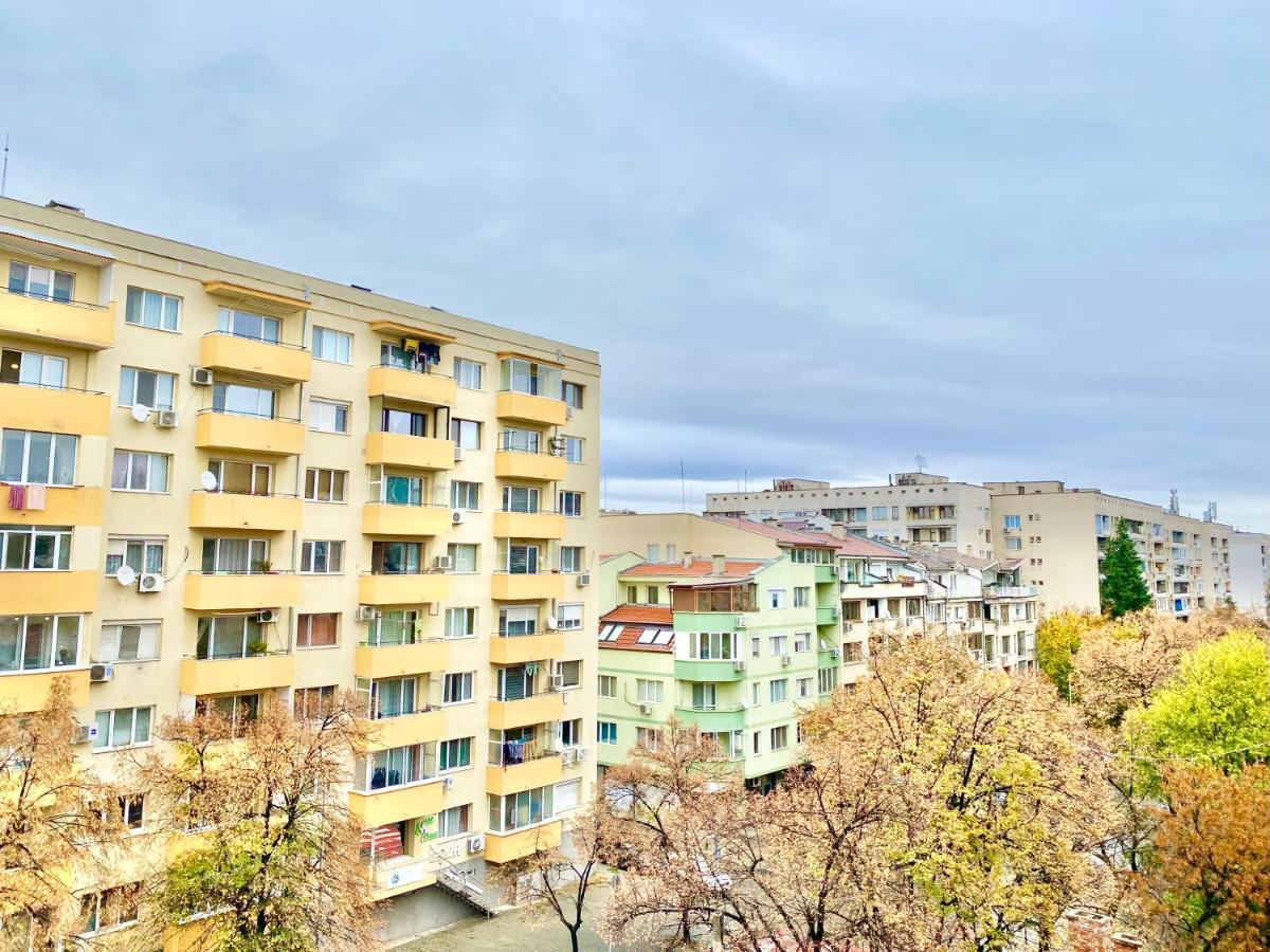Art Apartment For 4 People Free Parking & Wifi Stara Zagora Exterior foto